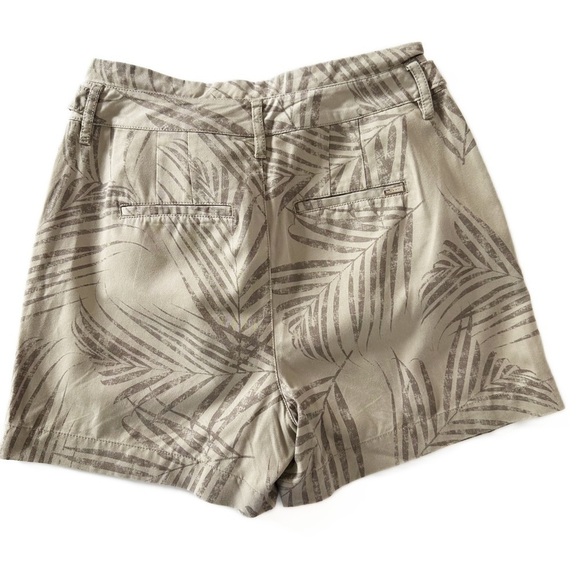 White House Black Market The 5” Short High Rise Tropical Palm Print Tan Womens 4 - Picture 4 of 4